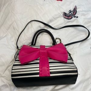 Betsy Johnson pink bow purse